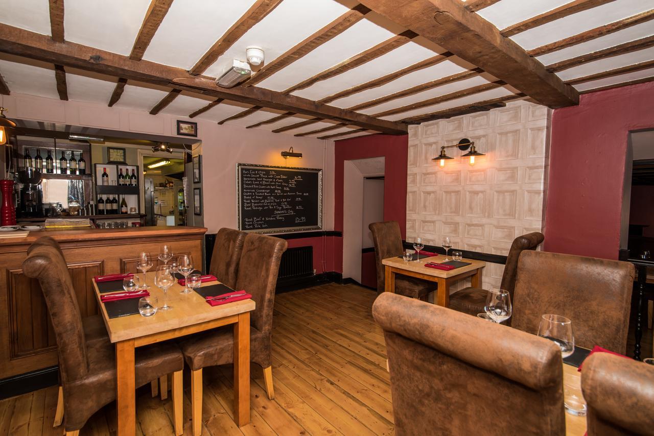 مبيت وإفطار ديدكوت The Red Lion Pub & Kitchen المظهر الخارجي الصورة