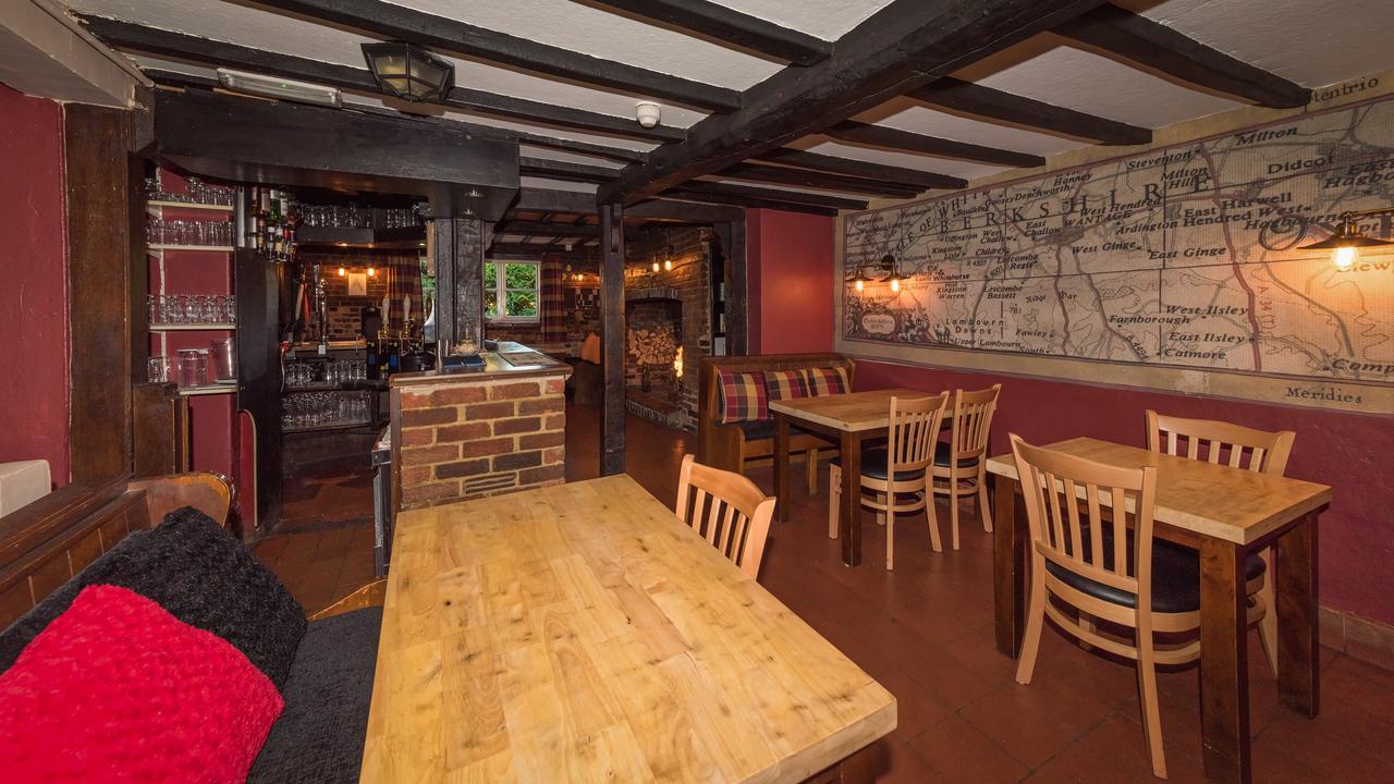 مبيت وإفطار ديدكوت The Red Lion Pub & Kitchen المظهر الخارجي الصورة